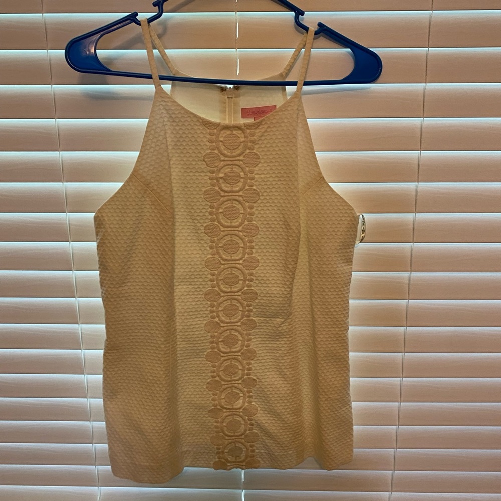 White lily pultizer fitted top